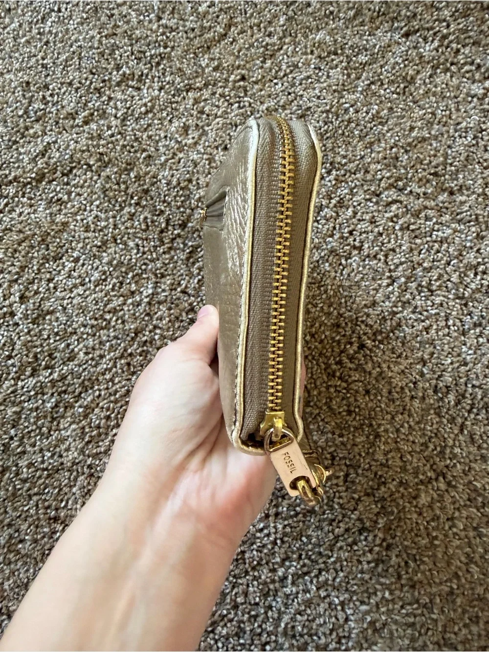 FOSSIL Champagne Leather Wallet with Wristlet Strap
